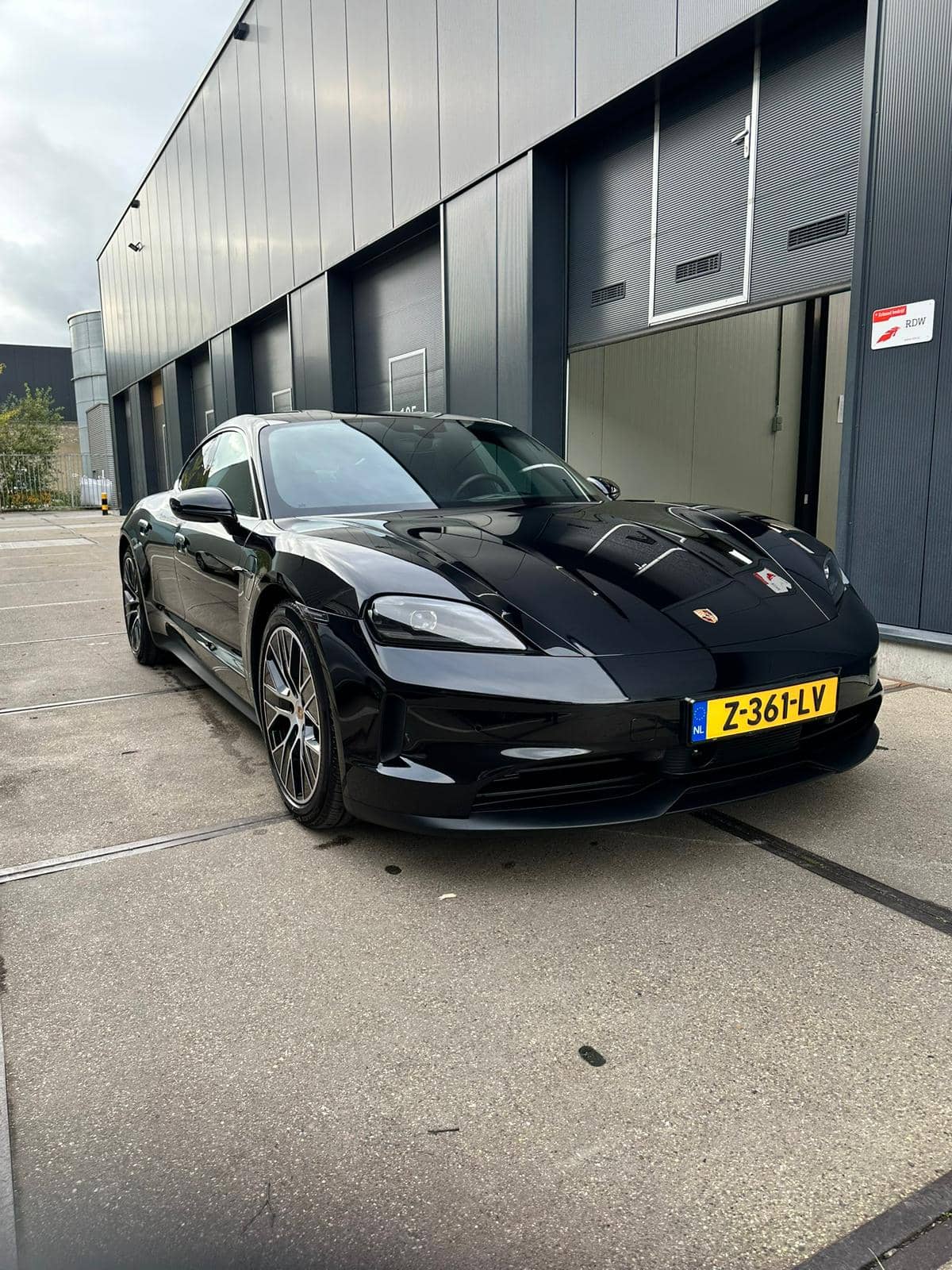 Porsche Taycan na detailing bij Bonafide Detailer